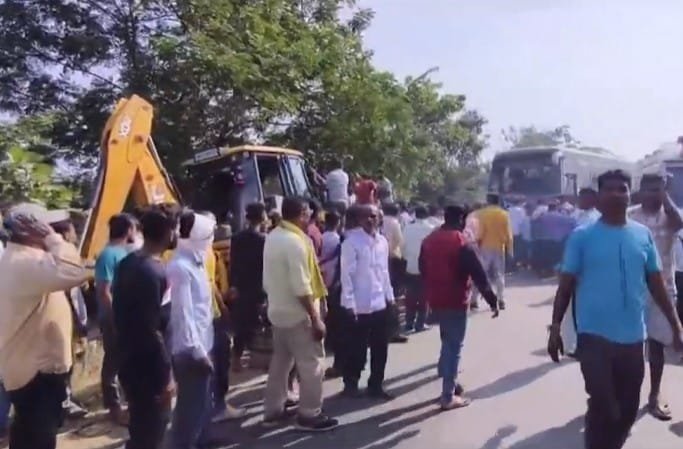 Maharashtra: 10 Dead, Several Injured As Bus Overturns In Gondia Tragedy