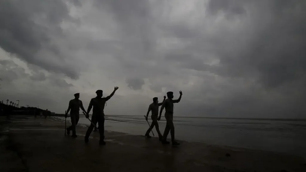 Cyclone Fengal: Landfall Expected Today Along Tamil Nadu-Puducherry Coasts